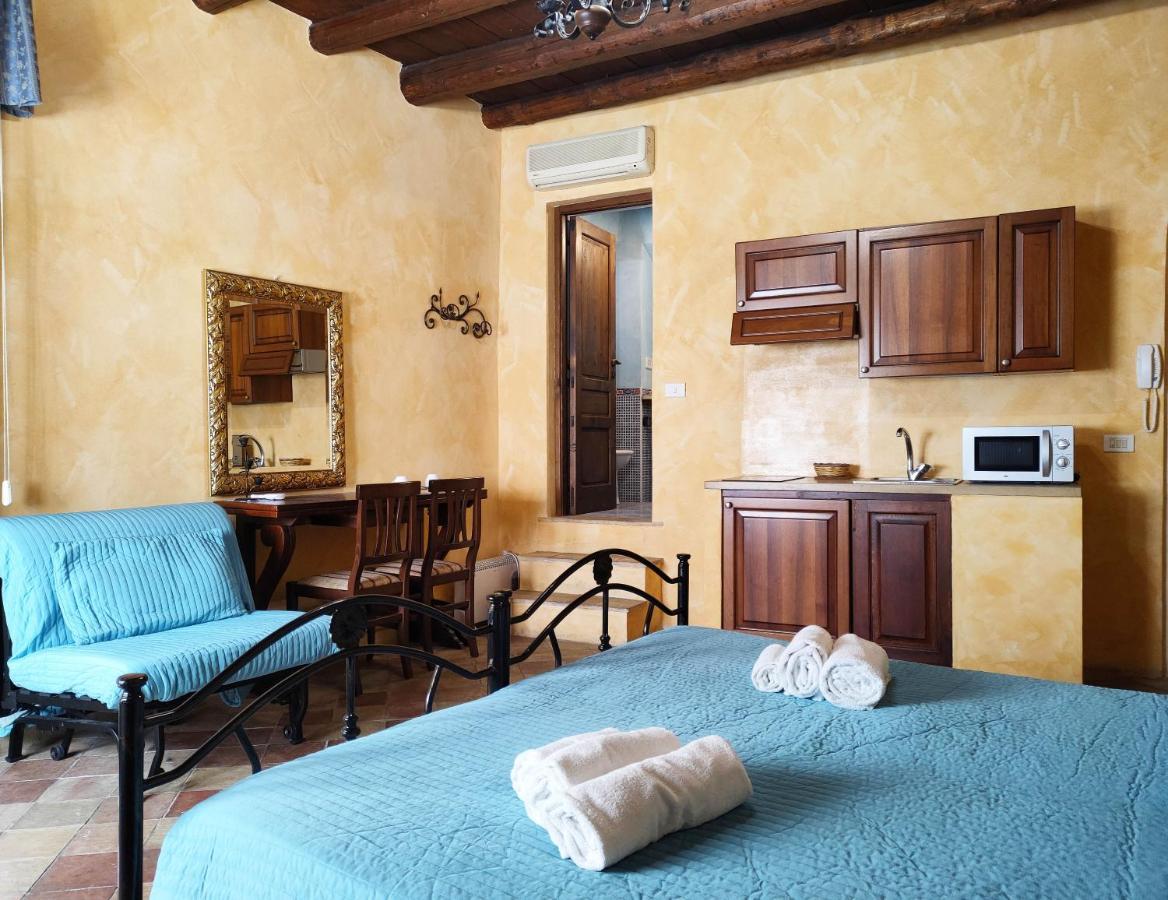 Dimora Apollo Apartment Syracuse Bagian luar foto