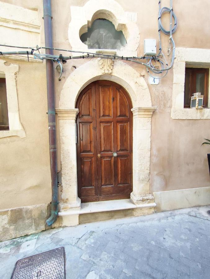 Dimora Apollo Apartment Syracuse Bagian luar foto